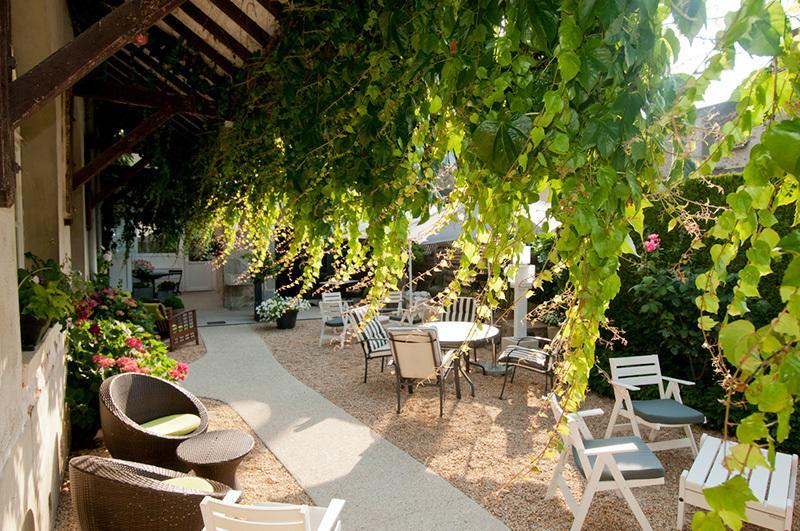 Logis Hotel Restaurant Nougier Saint-Étienne-de-Fursac Dış mekan fotoğraf